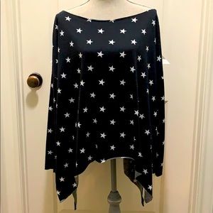 Adora STAR PRINT KNIT 
OVERSIZED FIT TOP